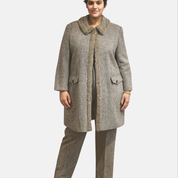 Vintage Style Signature By Larry Gray Texured Coat Set With Wide Legged Trousers - Picture 2 of 16